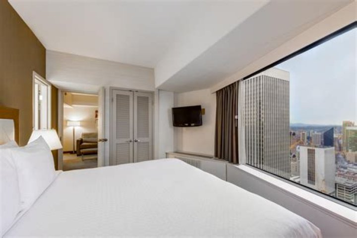 Crowne Plaza Seattle Downtown: The Ultimate Guide for Your Next Stay